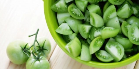 Zeleni paradajz za zimu na kriške prste poližete